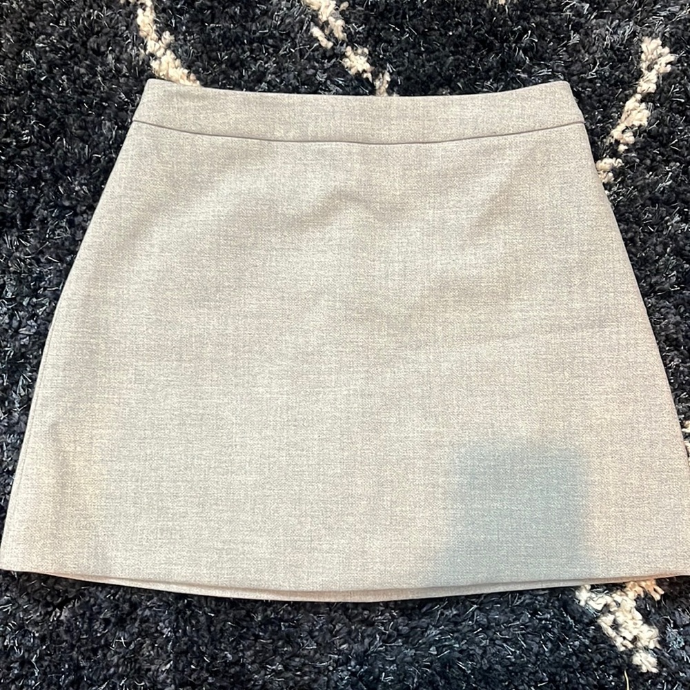 Express size 8 grey skirt
